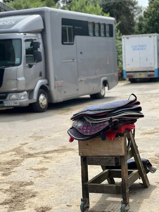 parking spaces for horse lorries